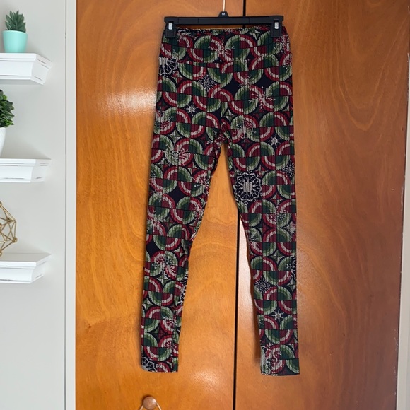LuLaRoe Pants - LuLaRoe Christmas leggings